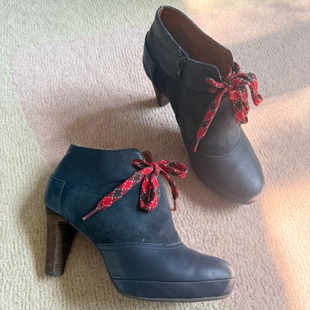 Anthropologie Lucky Penny Navy Heeled Boots with Red Laces